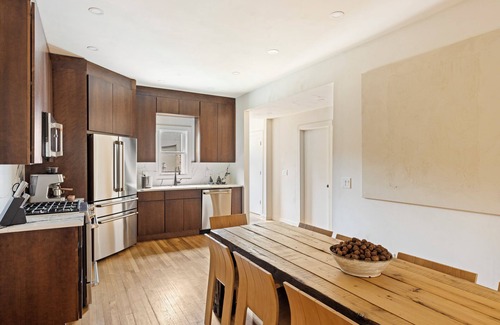 Ohio City House | NEW Luxury Home Spa/Theater/Gamesroom #CasaMora