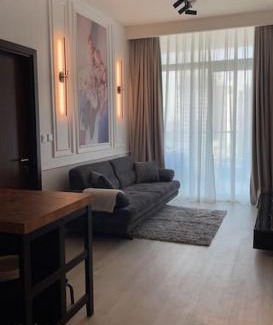 Downtown Dubai Apartment | New Luxury Modern Canal View.