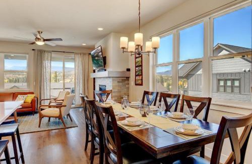 Rendezvous House | New Luxury Mountain Chalet 95 I Hot Tub I Great Views I Best Price I FREE Adventures Daily