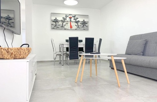 Bat Yam Apartment | New! Luxury suite 12 Min From TLV For 8 People