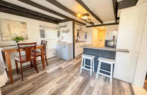 Hooksett Apartment | NEW - Mins to Manchester - Concord - River Views