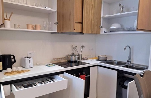 Tirana Apartment | New modern apartment 5 minutes to cable car