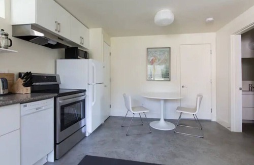 Greenwood Apartment | New, Modern, Green and Thoughtful LEED certified, solar powered apartment