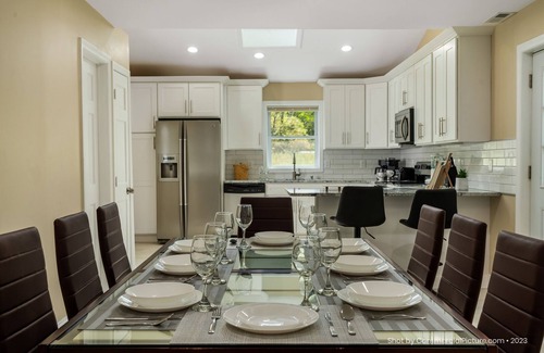 Mount Pocahontas House | NEW Modern Home in the heart of Poconos Fireplace