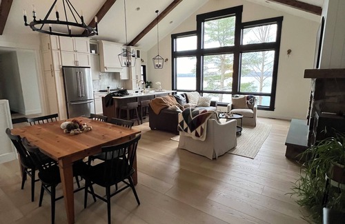 Aitkin House | New modern lake home on 5 acres with 300 ft sandy lakeshore