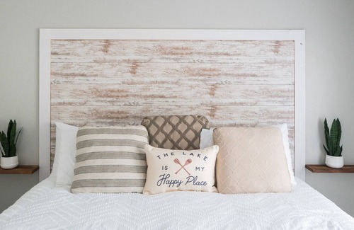 Angola House | New! Modern Luxury Boho Lakehouse 2BR w/Dock Slip