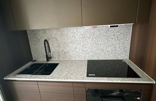 Hannamil-tong Apartment | New Modern River-view apartment at Hannam area