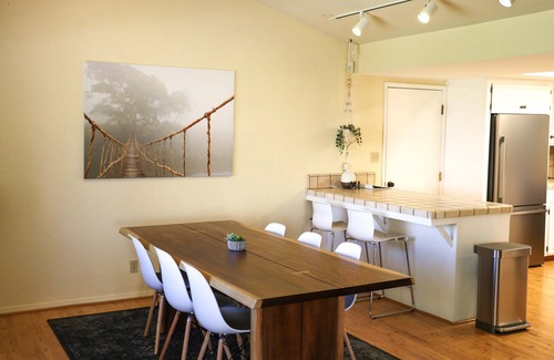 Kernville House | New Moon Pine Kernville- Elevated Above Town Luxury Mtn/Valley View Retreat