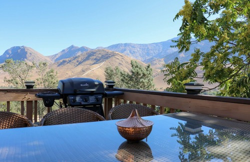 Kernville House | New Moon Pine Kernville- Elevated Above Town Luxury Mtn/Valley View Retreat
