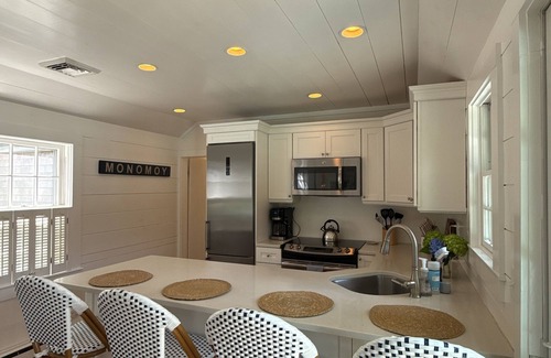 Monomoy House | New Nantucket Listing: 2+ bedroom Adorable Monomoy Home