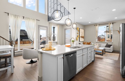 Aurora House | New! Near DEN Airport, Gaylord Event Center, Green Valley Ranch Golf Course