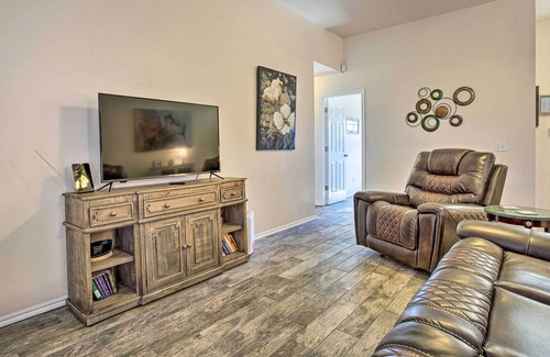 Moore House | NEW! Newly Remodeled Abode ~ 14 Mi to Dtwn OKC!