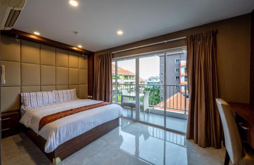 Pratumnak Hill Apartment | New Nordic Marcus 3 by Apartwell