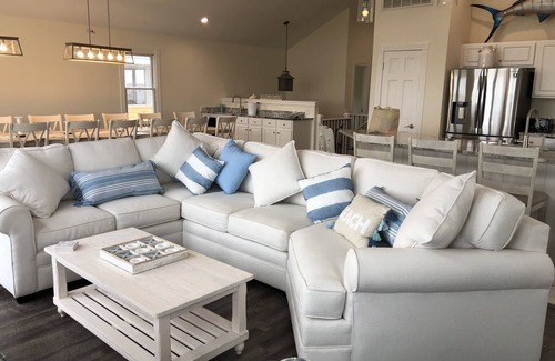 South Nags Head House | New! Ocean Breeze - Oceanfront 8 BR in Outer Banks