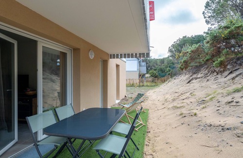 Mimizan-Plage Apartment | New Oceanfront Apartment for 4 with Terrace, Wi-Fi, Parking, and Bike Storage in Mimizan