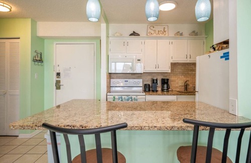Northeast Virginia Beach Condo | NEW! Oceanfront Condo/Beach/Pool/Jet Ski/Boat
