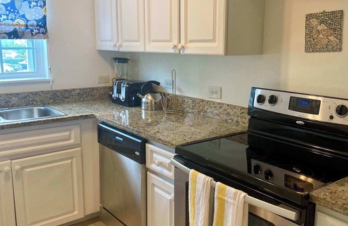 George Town Condo | NEW! Oceanfront Condo in George Town