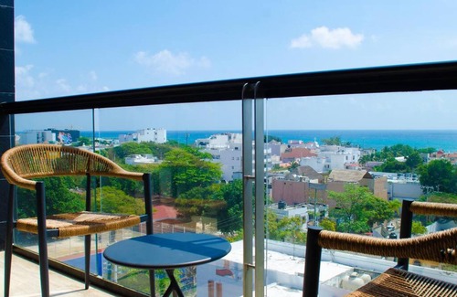 Centro Apartment | New Oceanfront View Apt / Rooftop Pool, Bar & Gym - 515 Musa