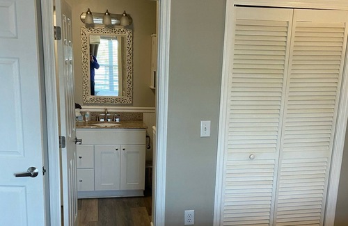 Wrightsville Beach Condo | New on VRBO. Beautiful recently remodeled 1 bedroom , 1 bath condo.