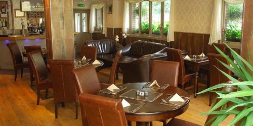 Penally House | New Overlander Inn