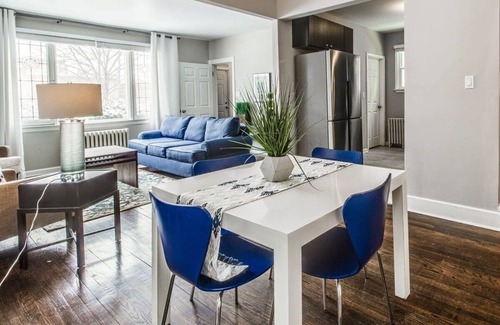 Detroit House | NEW! Peaceful 6BD Family Retreat | University District