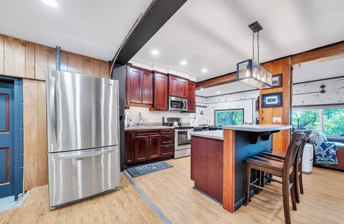Town of Ledyard Cottage | NEW! Peaceful Lakefront Getaway on Cayuga Lake