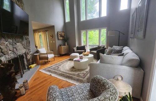 Wolfeboro House | NEW! Peaceful Retreat at Nary Hill