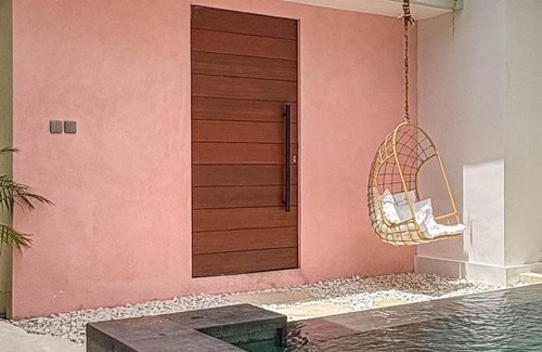 Pererenan Villa | NEW! Pererenan Villa Stylish and Fun Vacay Vibes