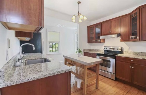 West Falmouth House | New Posting to VRBO- West Falmouth updated antique home!