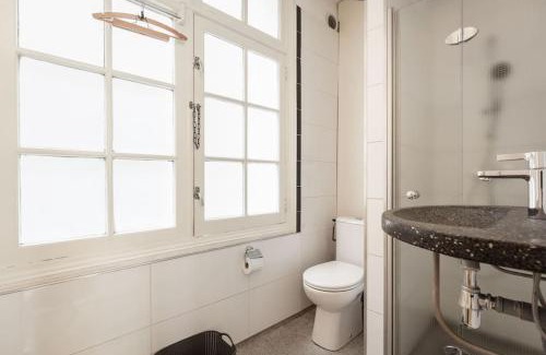 De Weteringschans Apartment | New! Private Authentic Apartment In City Centre!