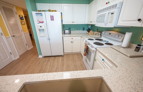 Ocean Drive Condo | New Private Ashworth Resort Direct Oceanfront View