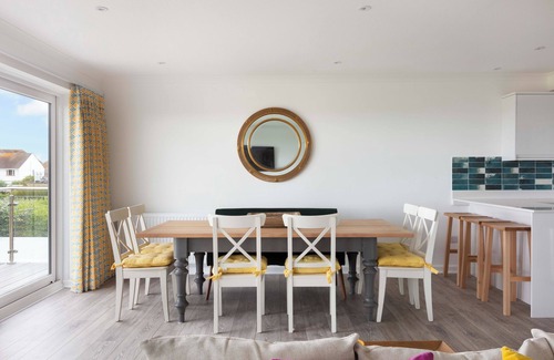 Middleton-on-Sea House | New Property - Beachfront 4 bedroom with direct access to the beach