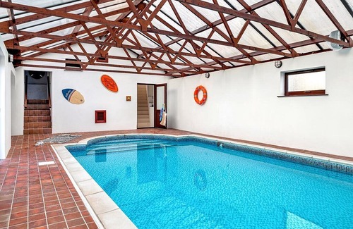 Newlyn House | *New Property* Indoor Swimming Pool, Sea Views and Great Location