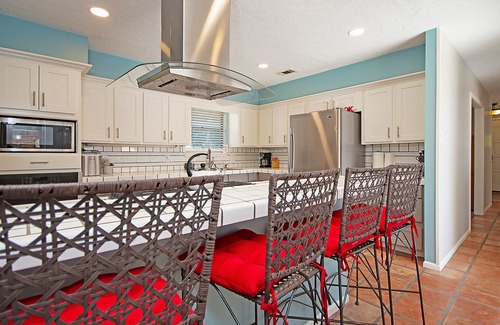 Nacogdoches House | NEW! Regents Park Resort ~ Sparkling Pool, Tennis, Basketball, and Pickleball! ~