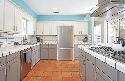 Nacogdoches House | NEW! Regents Park Resort ~ Sparkling Pool, Tennis, Basketball, and Pickleball! ~