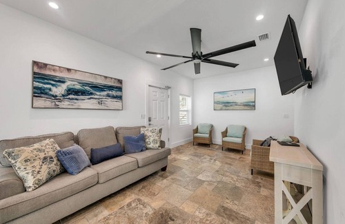 Frangista Beach House | New Remodel! Close to Private Beach! Great Charismas Savings!