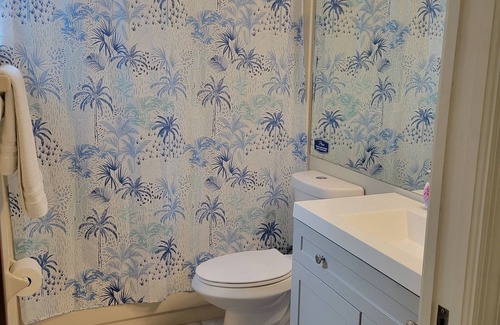 New Smyrna Beach Villa | New Remodel Tropical 2BR Villa ☆Sea Woods Development ☆ Across street from beach