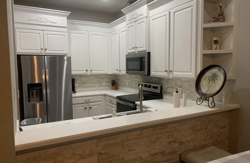 Bahama Bay Condo | NEW REMODELED GROUND FLOOR Disney Tropical Oasis Condo Sleeps 8