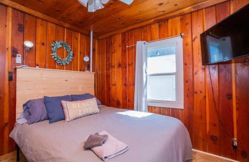 Greenbush House | New renovated bathroom & new roof - Lake Huron 5