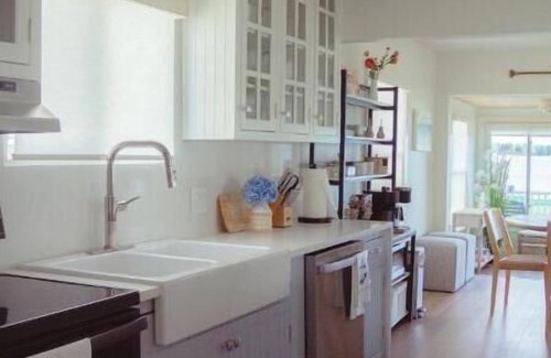 Marine City House | New renovation Riverfront Oasis
