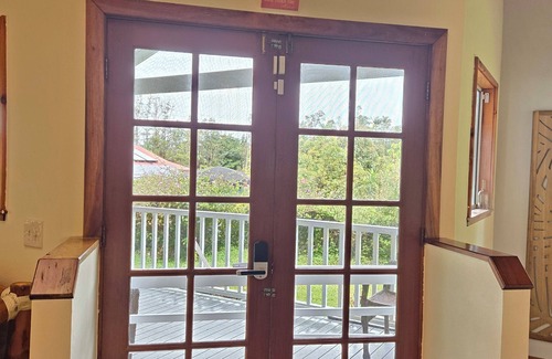 Leilani Estates House | NEW RENTaL! Experience Aloha *Hawaiian Style Hale*
