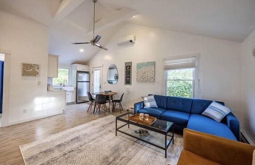 Fairhaven Cottage | New rental this summer - Across the street from the water !!