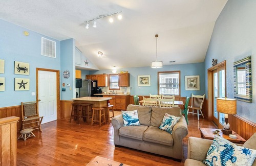 Ocean Sands House | New Reservations for Aug/Sept Enjoy dinner on us with $100 gift certificate delivered to your hom.