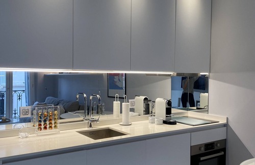 Cannes City Centre Apartment | NEW! RESIDENCE MARCEAU - CANNES CENTER - Walk to Beach!
