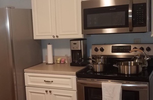 Fayetteville House | New River Gorge Bridge 5 Miles Away, Fayetteville, WV. 3 bedrooms and 2 1/2 bath