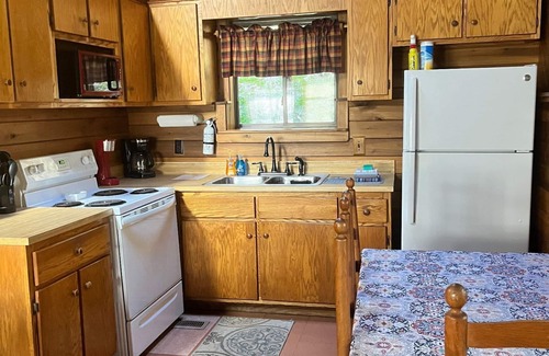 Lansing Cabin | NEW RIVER GORGE CABINS-ALMOST HEAVEN