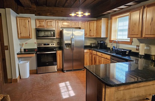 Beckwith House | New River Gorge National Parkn4 Bedroom 2 Bathroom