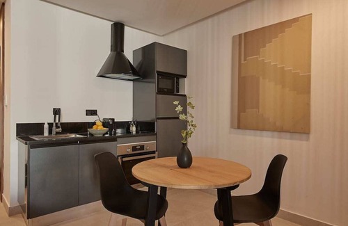 Agdal Apartment | New Royal Studio + Netflix + Parking