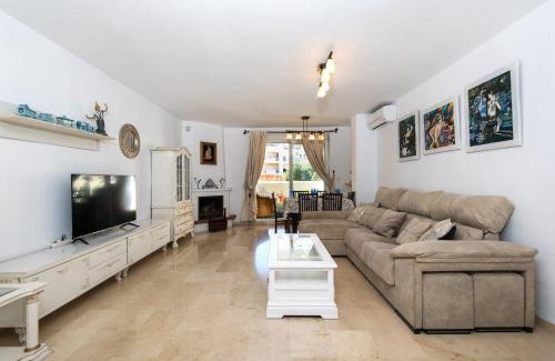 Benalmadena Costa Apartment | NEW ROYAL TORREQUEBRADA BEACH ideal for families & groups