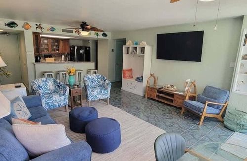 South Padre Island Condo | NEW! Saida Royale 9018 2-Bedroom Condo with Pool